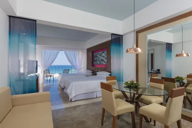 جناح جونيور بسريرين مزدوجين بإطلالة على البحر مع أريكة، Krystal Grand Los Cabos All Inclusive 4/5