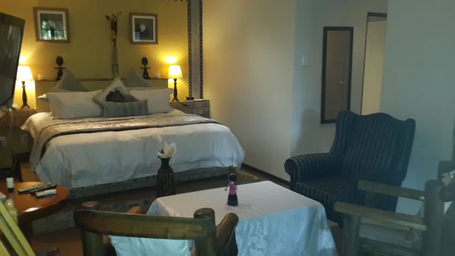جناح تنفيذي بسرير كينج، Mannah Guest Lodge 1/3