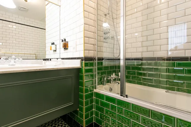 Junior Suite, Studio, King Bed, Sofa، Bedford Swan Hotel and Thermal Spa 5/5