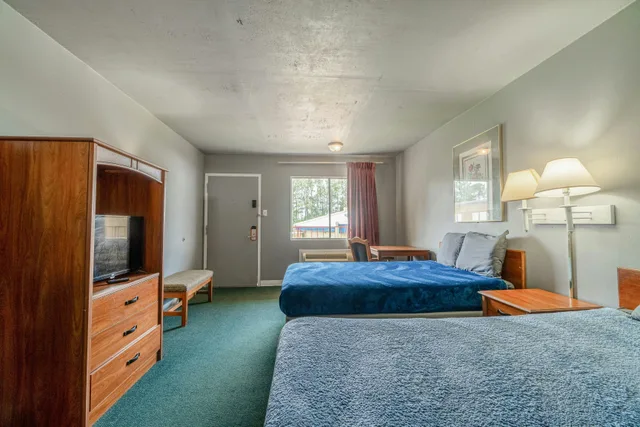 غرفة بسريرين مزدوجين، Economy Inn Livingston By OYO TX US 59 5/8
