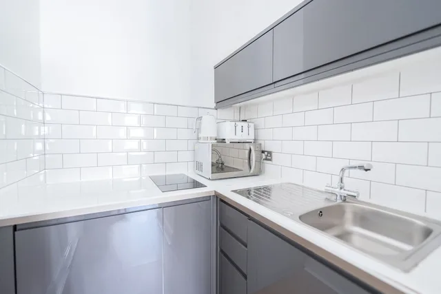 شقة بسرير كوين مع أريكة، Edinburgh Castle Apartments And Suites 5/5