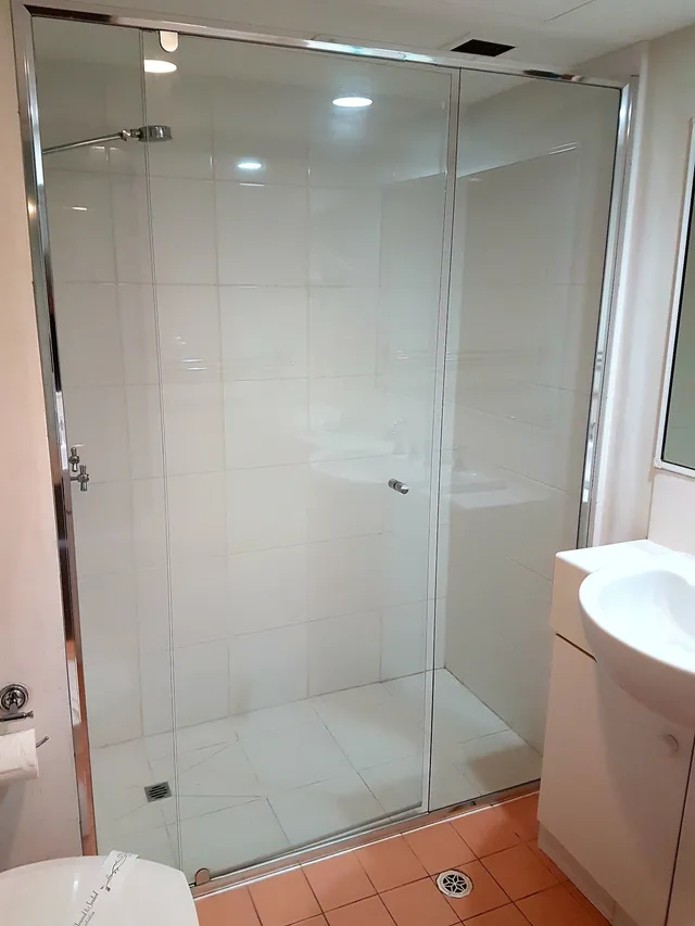 غرفة ثلاثية، Outrigger Resort 7/9