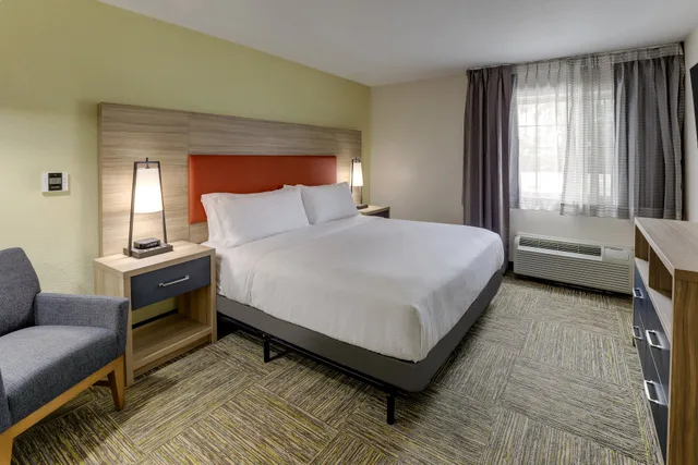 جناح بسرير كوين بغرفة نوم واحدة، Candlewood Suites Lexington 1/4
