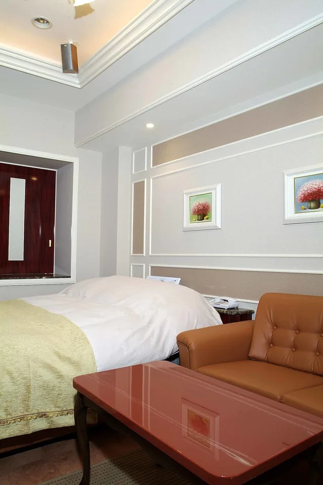 غرفة قياسية بسرير كوين للمدخنين، Hotel Hyper Noah - Adults Only 1/4