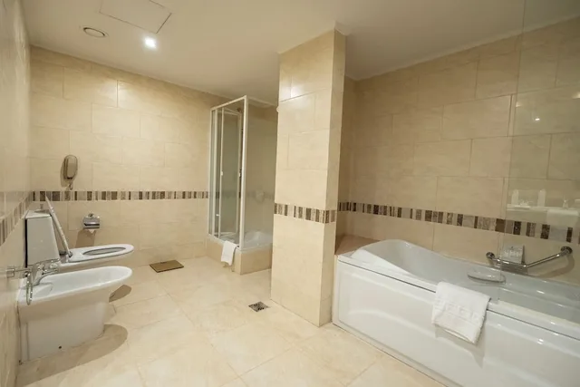 جناح ملكي بسرير كينج، Jolie Ville Resort & SPA kings Island Luxor 2/2