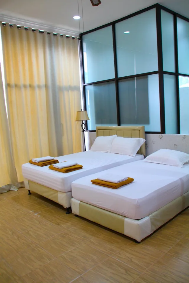 Pelangi Lake Resort and Hotel Belitung، Tanjung Pandan 12/24