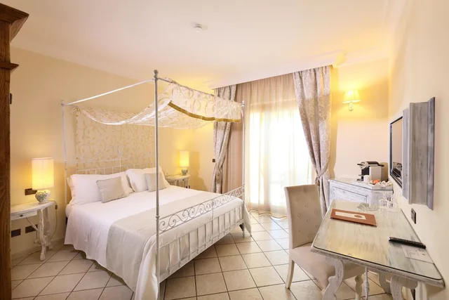 غرفة سوبيريور ديلوكس بسرير كوين، Villa Angela 2/2