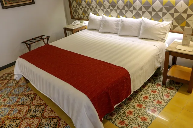 غرفة سوبيريور بسرير كينج، Hotel Caribe Merida Yucatan by Kavia 1/8