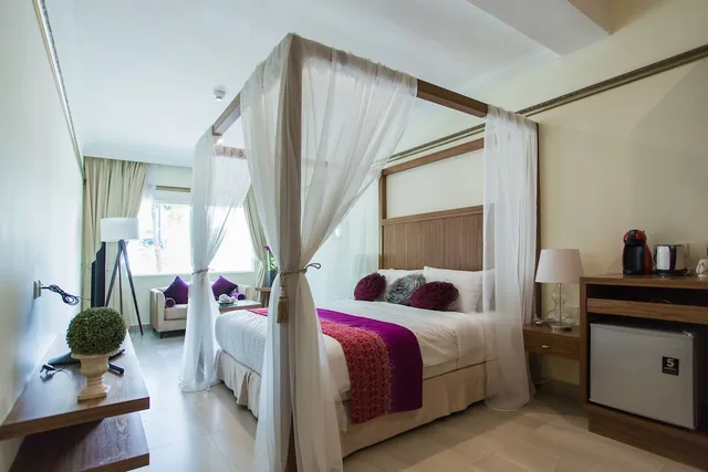 جناح تنفيذي بسرير كينج، Aava Malacca Hotel 2/3