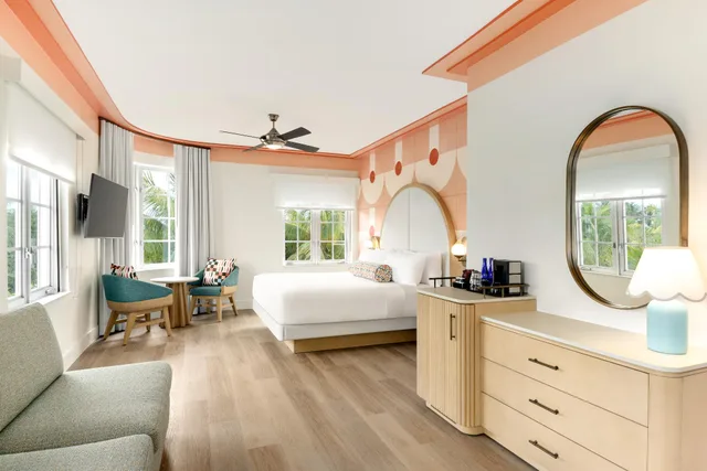 Waldorf, Suite, Accessible, Waldorf Towers South Beach 1/1