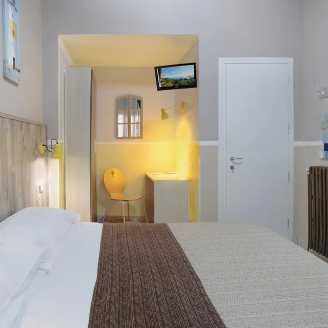 غرفة مفردة، Albergo Serena 10/19