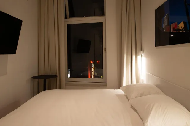 غرفة قياسية بسرير كوين، 171. Urban Design Hotel 3/10