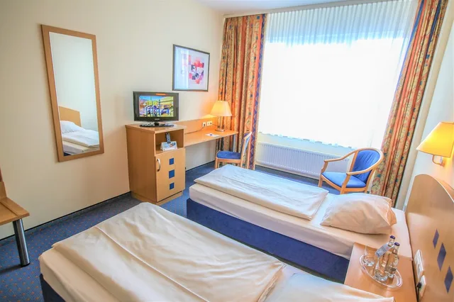 Medium, Twin Beds، Hotel Plaza Hannover 1/5