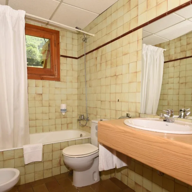 غرفة قياسية ثلاثية، Rvhotels Orri 8/9
