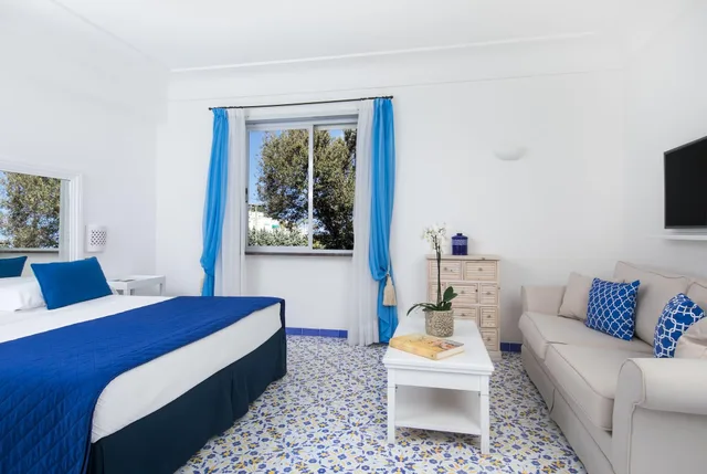 Superior, Double Bed, City View, Hotel Mamela 3/3
