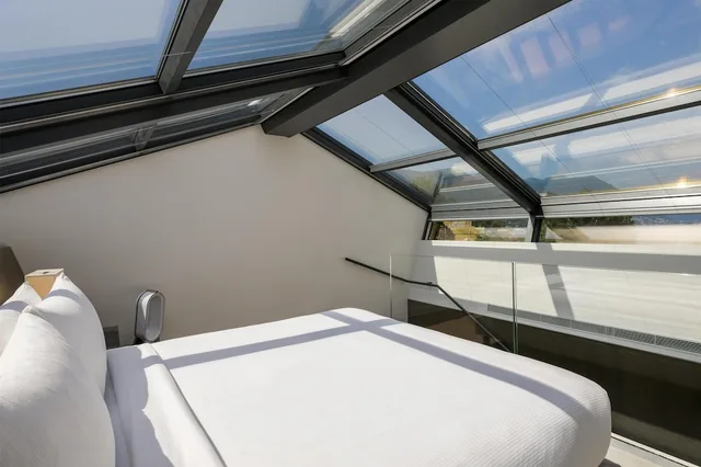 Loft, Suite, King Bed, Hilton Lake Como 3/10