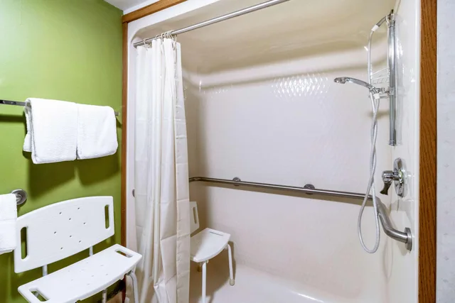 غرفة بسرير كوين، Sleep Inn Sioux Falls Airport, SD 6/6