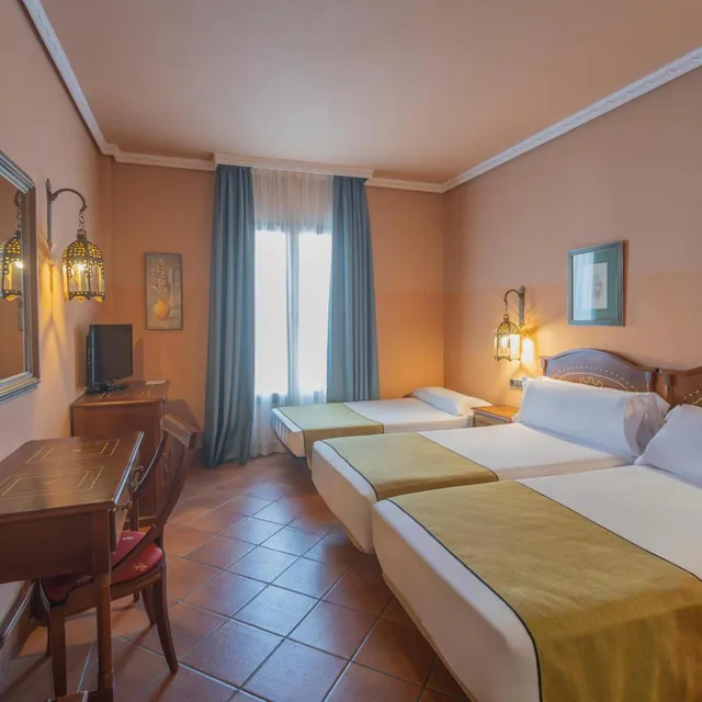 غرفة قياسية ثلاثية، BLUESEA El Cortijo 2/10