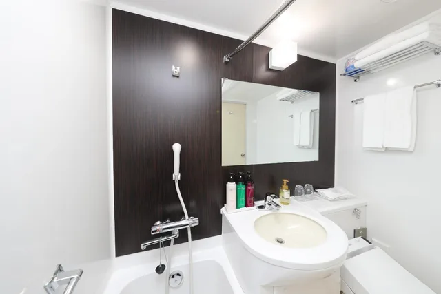 Room, Twin Beds, Hotel 21 8/9