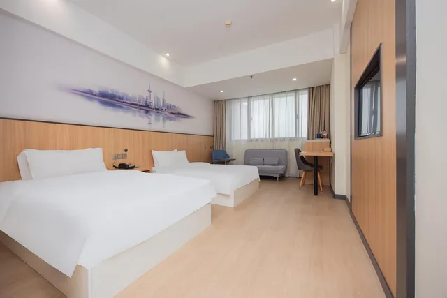 Superior, 2 Beds, Starway Hotel at Pudong 1/1