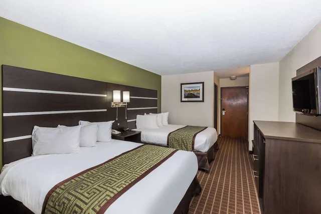 غرفة بسريرين كوين، Baymont By Wyndham Louisville South I 65 3/7