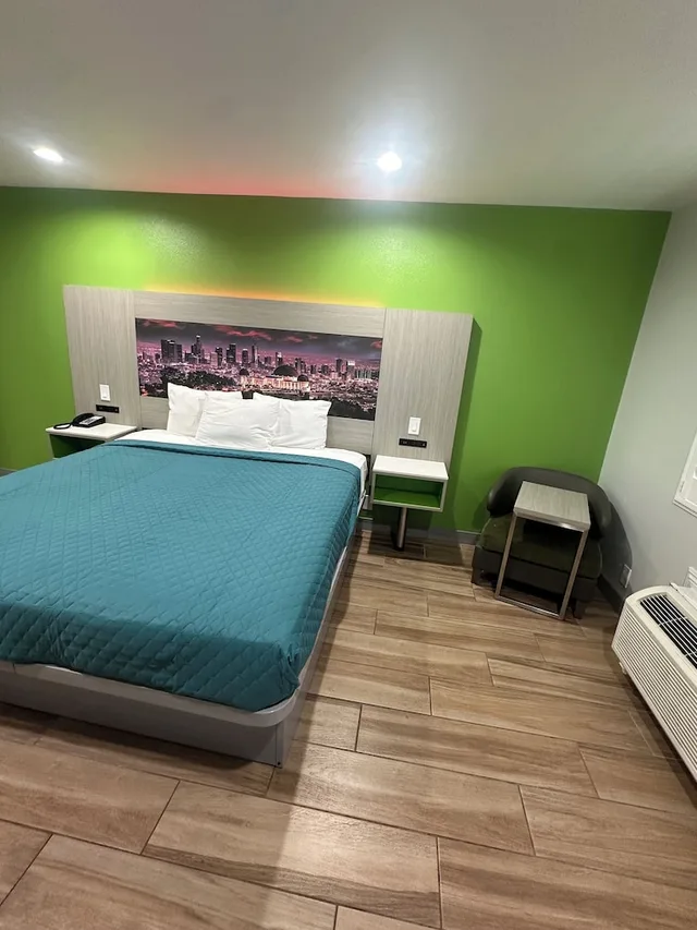 غرفة قياسية بسرير كينج، Garden Inn San Gabriel 4/10