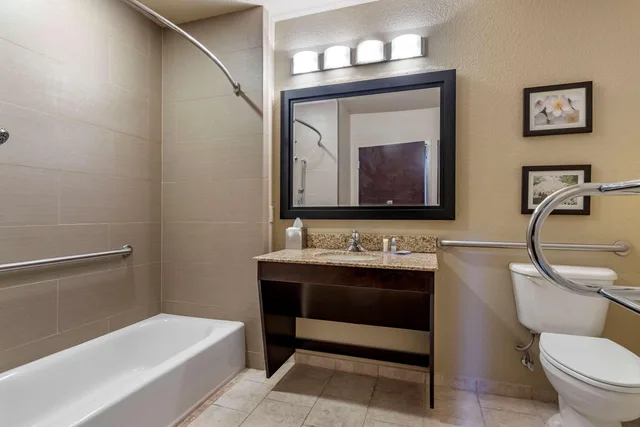 غرفة بسرير كينج، Comfort Inn Bentonville - Crystal Bridges 6/7