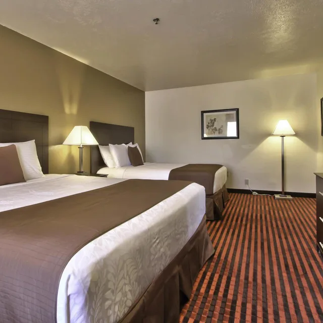 جناح، Best Western Salinas Valley Inn & Suites 4/8