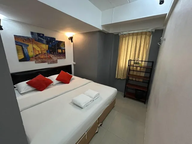 Budget, Double or Twin Bed, No Window، Khaosan Art Hotel 3/10