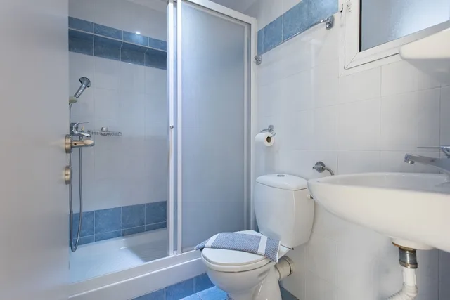 غرفة بسرير مزدوج أو سريرين منفصلين، Epidavros Hotel 6/6