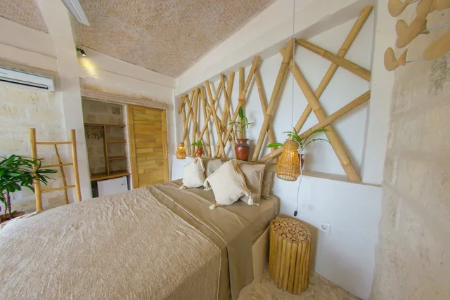 Room, Queen Bed, Balcony, Le Cliff Bali 2/5