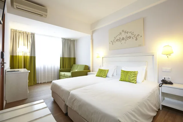 غرفة عائلية مفردة بسرير مزدوج، Hotel Madeira 6/10