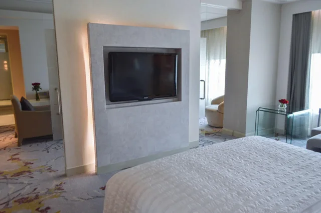جناح تنفيذي بسرير كينج، Le Meridien Gurgaon 7/10