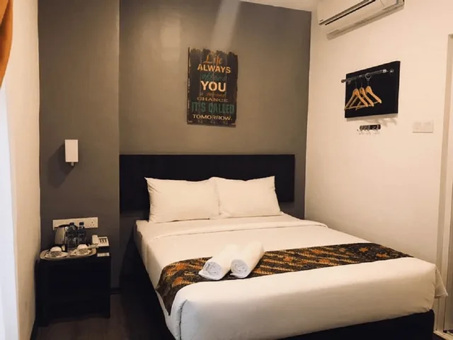 Superior, Queen Bed, Smoking, Potpourri Boutique Hotel 1/2