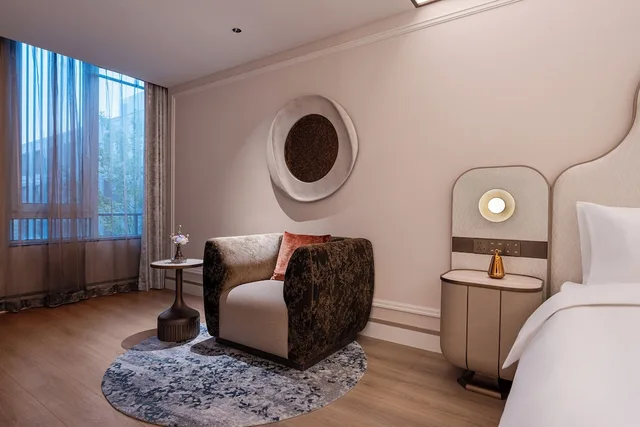 جناح تنفيذي بسرير كينج، Mercure Hangzhou West Lake Yuquan 3/3
