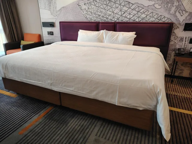 غرفة قياسية بسرير كينج، Hampton Inn Guangzhou China 6/10