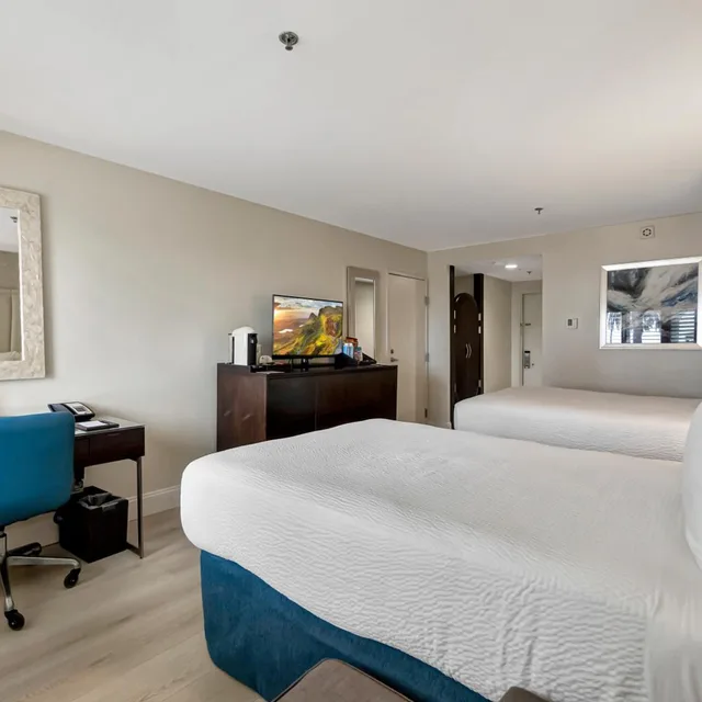 غرفة قياسية بسريرين مزدوجين بشرفة، Ocean View Hotel 6/8