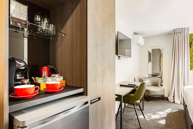 Upgrade, King Bed، Hotel Elms Christchurch, Ascend Hotel Collection 4/5