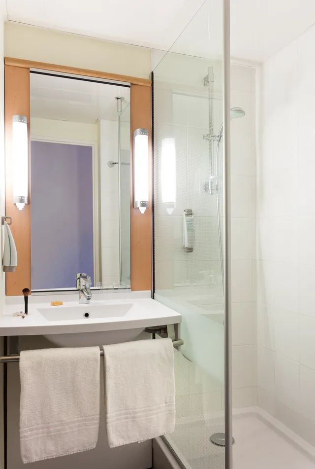 غرفة قياسية بسريرين منفصلين، B&B Hotel Marseille Bonneveine 9/9
