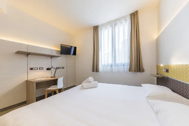 Standard, Single, Double Bed, CAMPLUS GUEST PALERMO 1/5