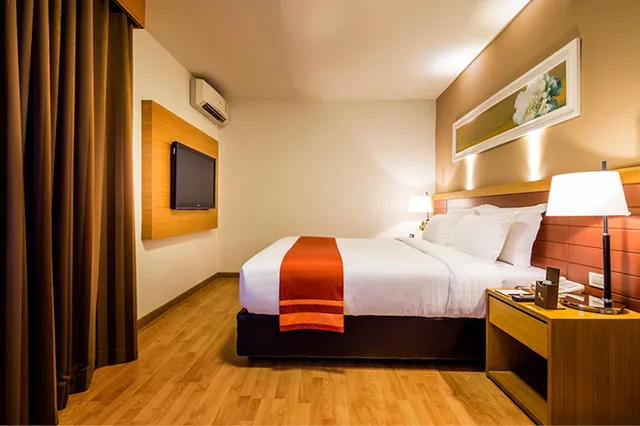 جناح سوبيريور بسرير كينج، Maple Hotel 4/10