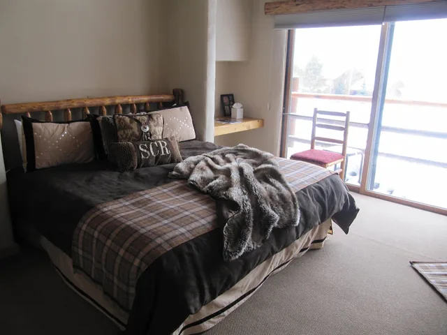 2 Bedrooms, Condo, Spring Creek Ranch 7/8