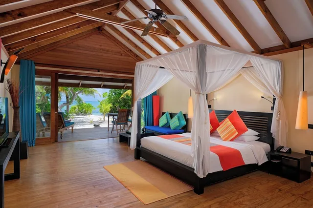 Beach Villa, Premium, King Bed, Jetted Tub، Canareef Resort Maldives 1/3