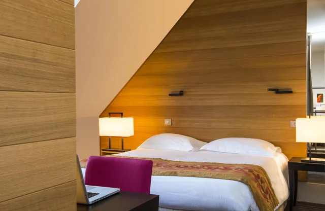 Privilege, South Side، Hotel Ermitage Evian Resort 1/5