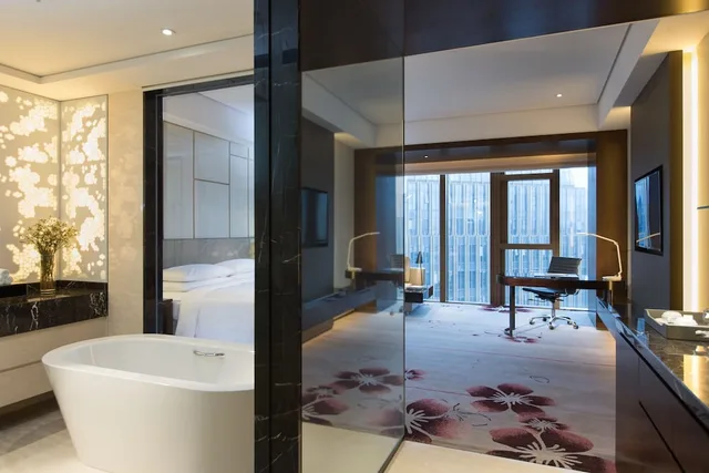 غرفة بسرير كينج، Renaissance Nanjing Olympic Centre Hotel 3/4