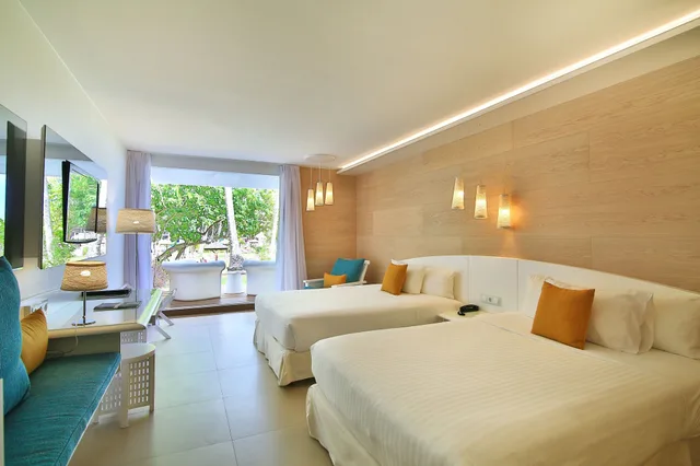 غرفة سوبيريور بسريرين مزدوجين، La Creole Beach Hotel and Spa 1/3
