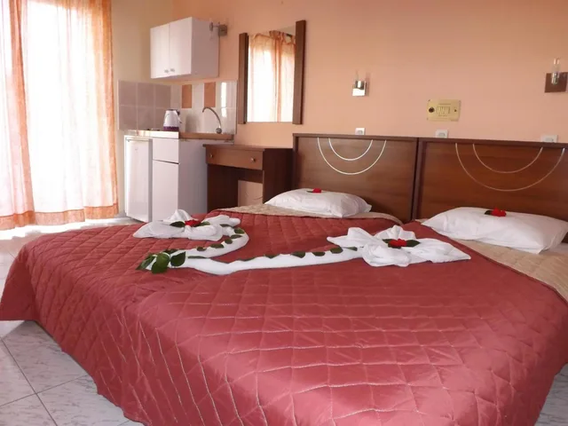 استوديو بسرير فردي، Leonidas Hotel & Studios 6/10