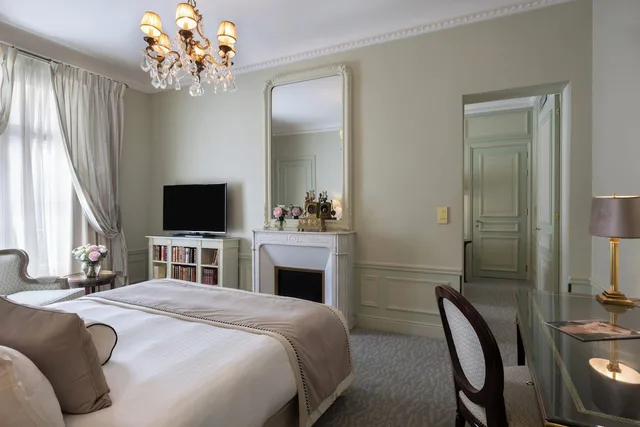 Parisienne, Deluxe, Suite, Double Bed، Hotel Westminster 2/3