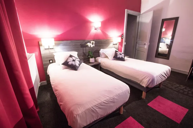 Room, Twin Beds, COMFORT HOTEL ACTUEL CHAMBERY CENTRE 3/10
