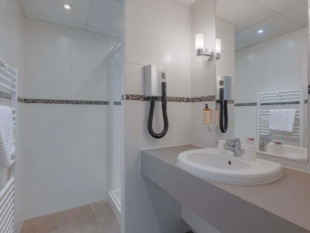 شقة خارجية بسرير فردي مع أريكة، Mercure Lyon Est Villefontaine 10/10